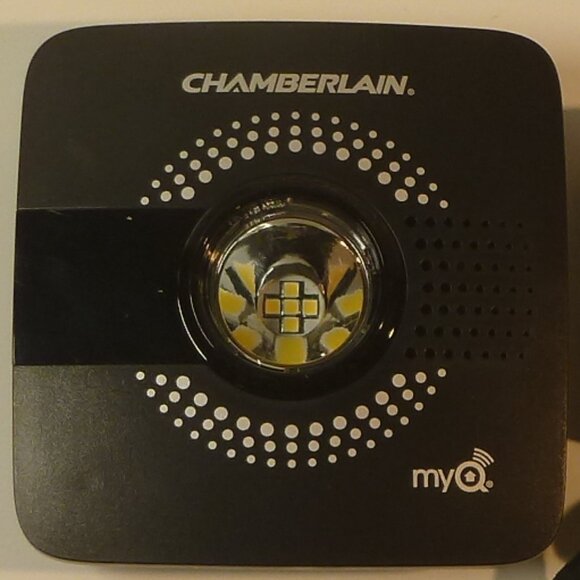 Chamberlain MYQ-G0301 MyQ Smart Garage Hub - Picture 2 of 8